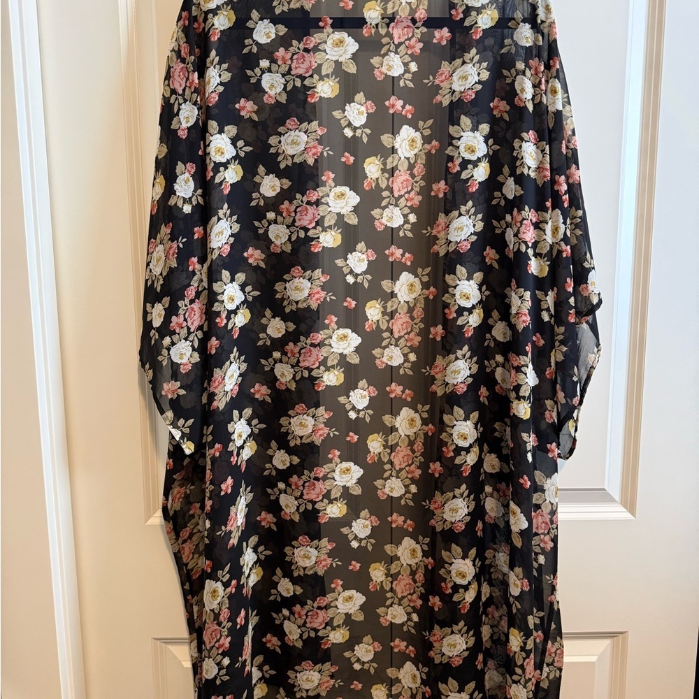 Daniel Rainn Black Floral Duster - Picture 3 of 3